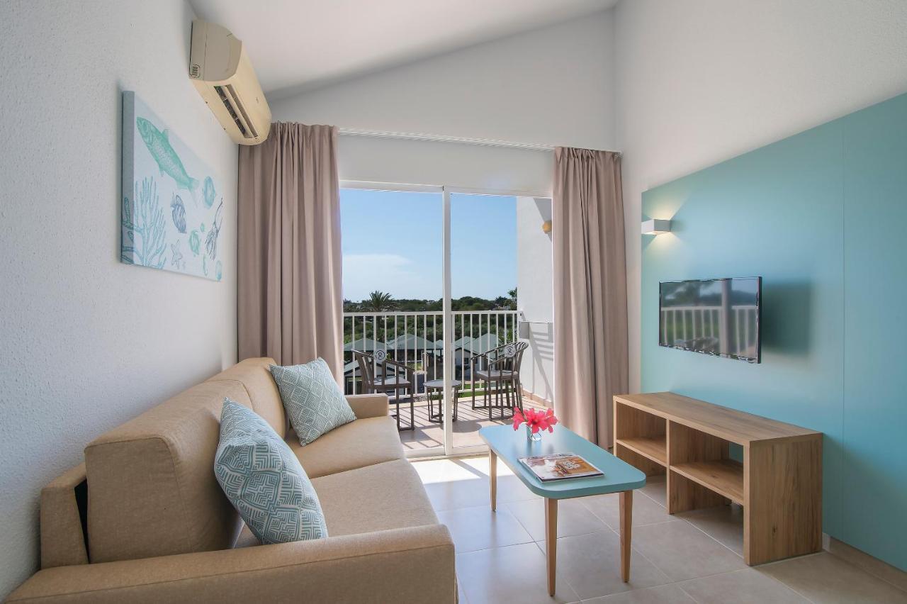 Pierre & Vacances Menorca Cala Blanes Cala'N Blanes  Exterior foto
